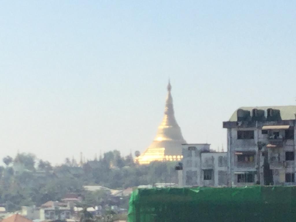 Hotel Crystal Palace Yangon